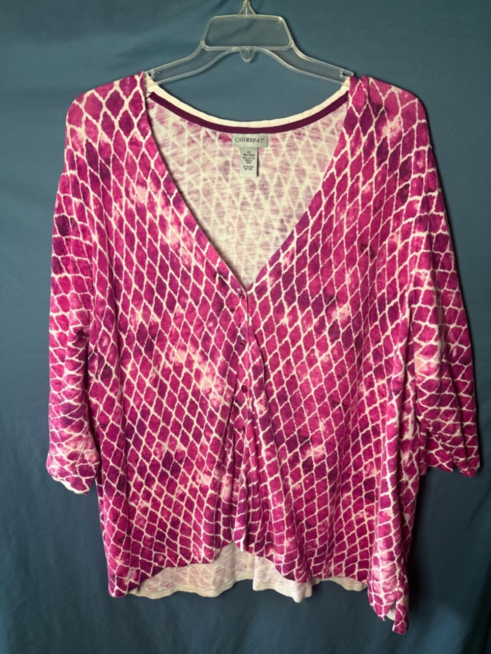 Catherines Fuchsia White Diamond-Print V-Neck Cardigan